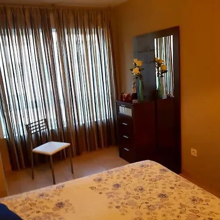 Apartamento Solpor. Costa Da Morte.Cee. 6 Personas * Сеэ